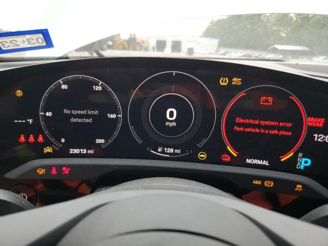 75006344-2021-porsche-taycan_9
