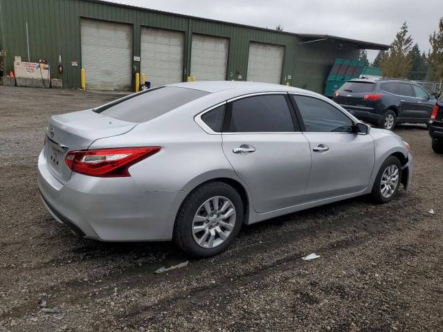 75126554-2016-nissan-altima_3