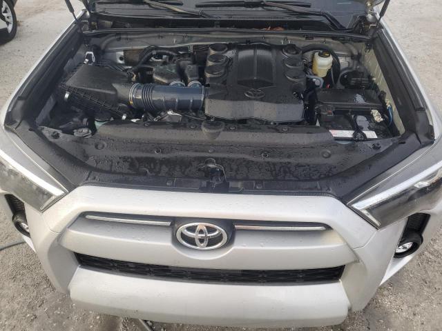 75135294-2024-toyota-4runner_11