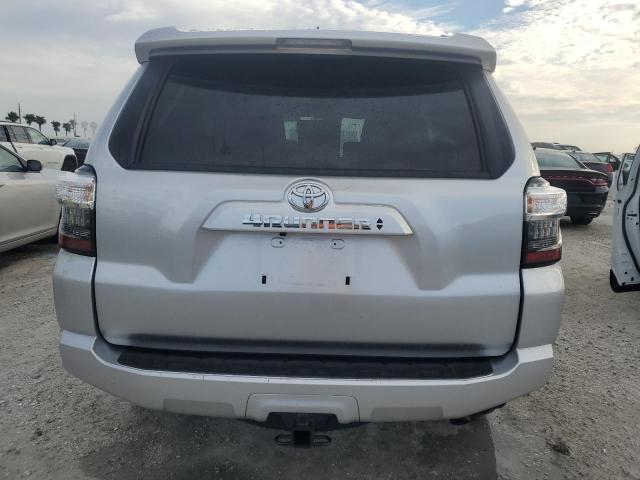 75135294-2024-toyota-4runner_6