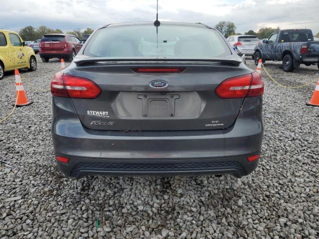 75136954-2015-ford-focus_6