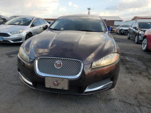 75137354-2015-jaguar-xf_5