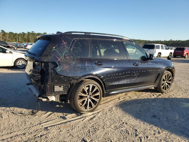 75180704-2021-bmw-x7_3