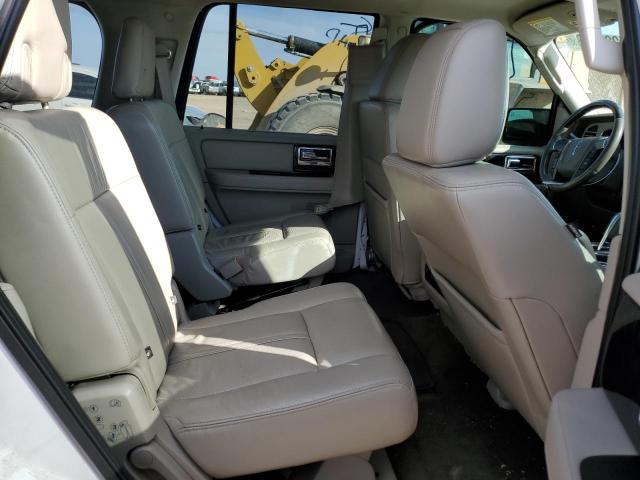 75225603-2015-lincoln-navigator_10