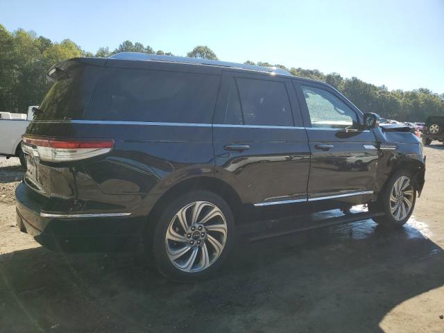 75240524-2022-lincoln-navigator_3