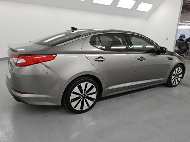 75310414-2012-kia-optima_3