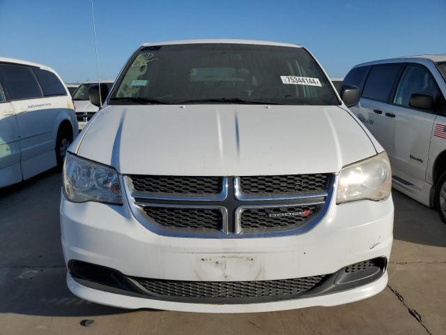 75344144-2017-dodge-caravan_5