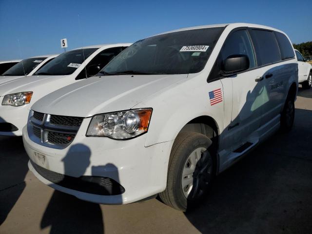 75360904-2019-dodge-caravan_1