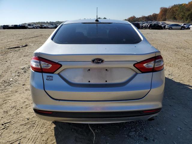 75465853-2014-ford-fusion_6