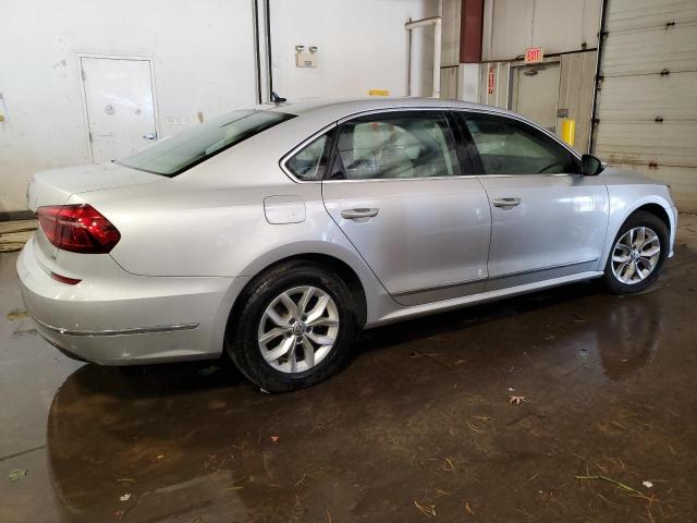 75680974-2017-volkswagen-passat_3