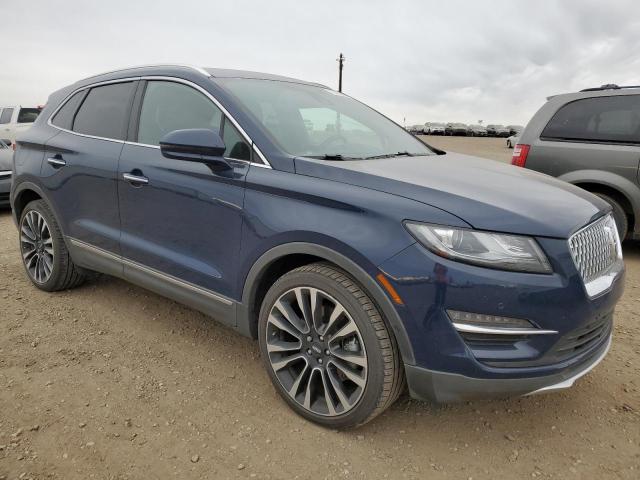 75700694-2019-lincoln-mkc_4