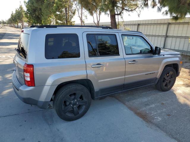 75703904-2015-jeep-patriot_3