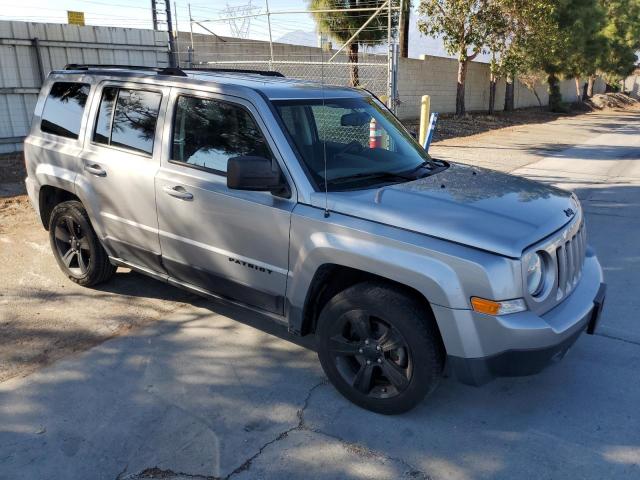 75703904-2015-jeep-patriot_4