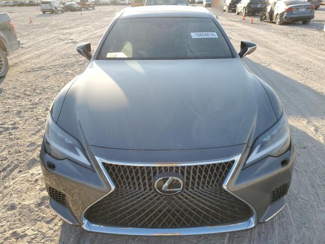 75864814-2022-lexus-ls500_5