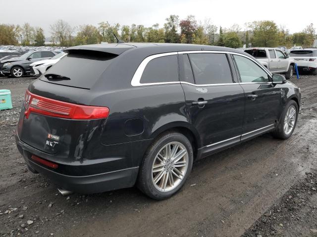 75958624-2018-lincoln-mkt_3