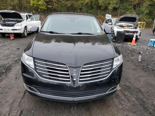 75958624-2018-lincoln-mkt_5