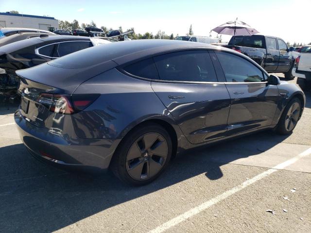 76005853-2022-tesla-model-3_3