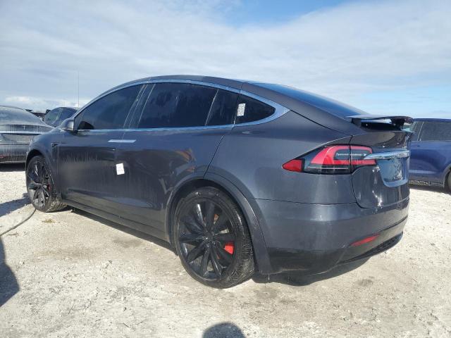 76007924-2020-tesla-model-x_2