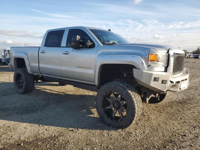 76079554-2015-gmc-sierra_4