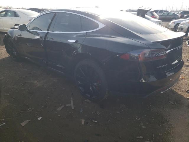 76087363-2015-tesla-model-s_2