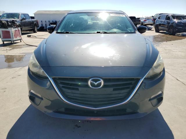 76098874-2015-mazda-3_5
