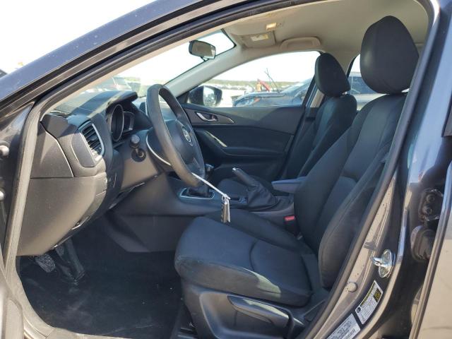 76098874-2015-mazda-3_7