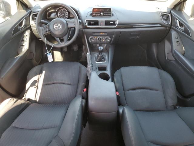 76098874-2015-mazda-3_8