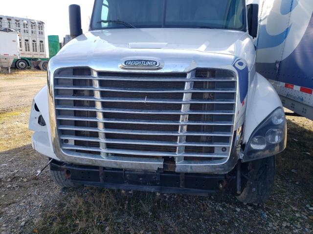 76131123-2017-freightliner-all-other_7