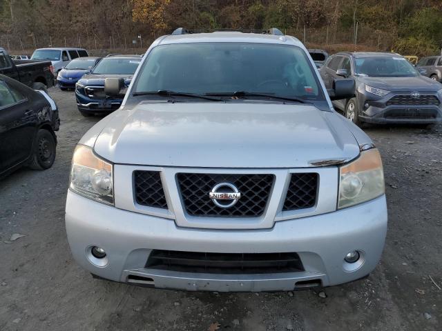 76132744-2013-nissan-armada_5