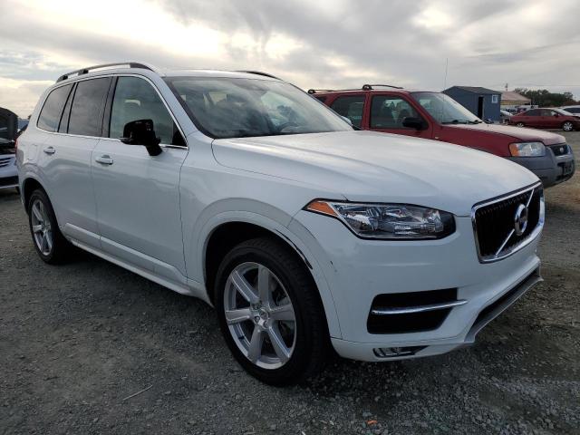 76139743-2016-volvo-xc90_4