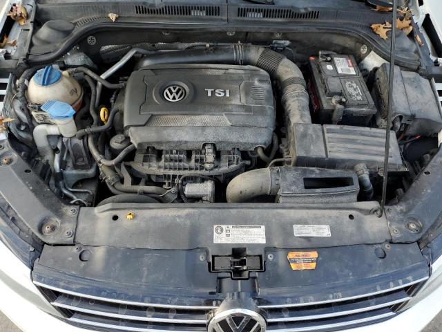 76243743-2015-volkswagen-jetta_11