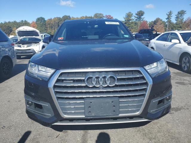 76265174-2017-audi-q7_5