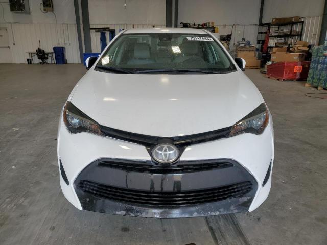 76317644-2019-toyota-corolla_5