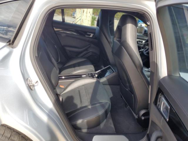 76356523-2017-porsche-panamera_10