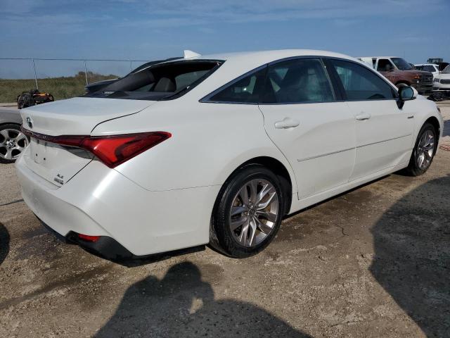 76360434-2021-toyota-avalon_3