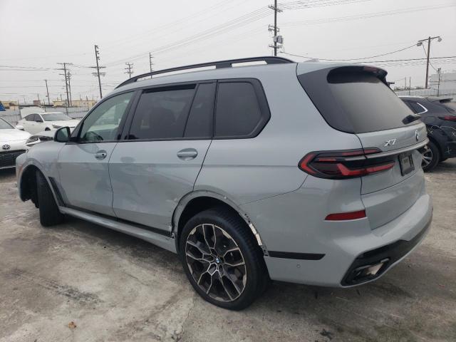 76420254-2024-bmw-x7_2