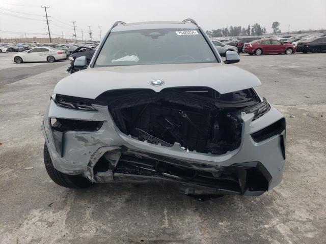 76420254-2024-bmw-x7_5