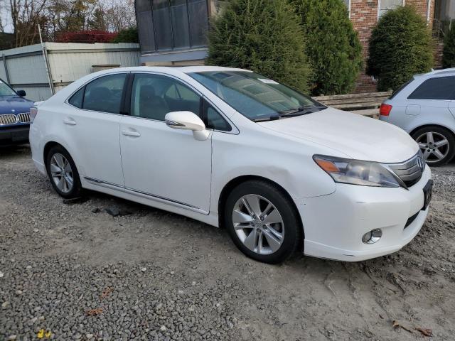 76449693-2010-lexus-hs_4