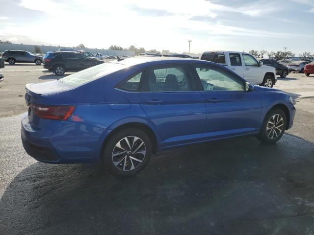 76466094-2024-volkswagen-jetta_3