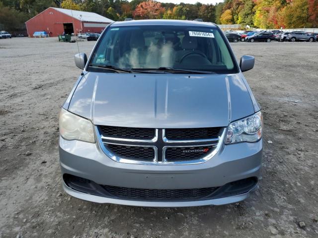 76501654-2013-dodge-caravan_5