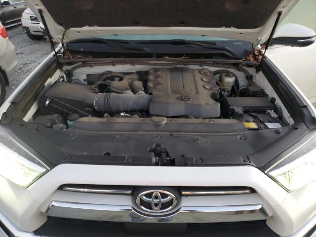 76501764-2023-toyota-4runner_12