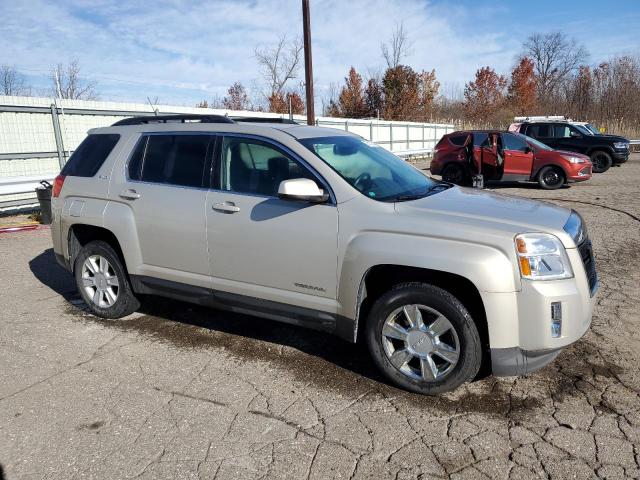 76511033-2010-gmc-terrain_4