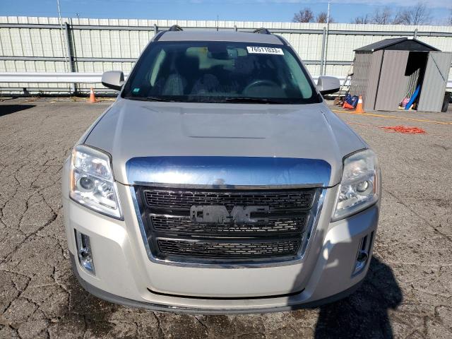 76511033-2010-gmc-terrain_5