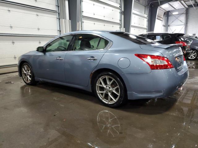 76516563-2010-nissan-maxima_2