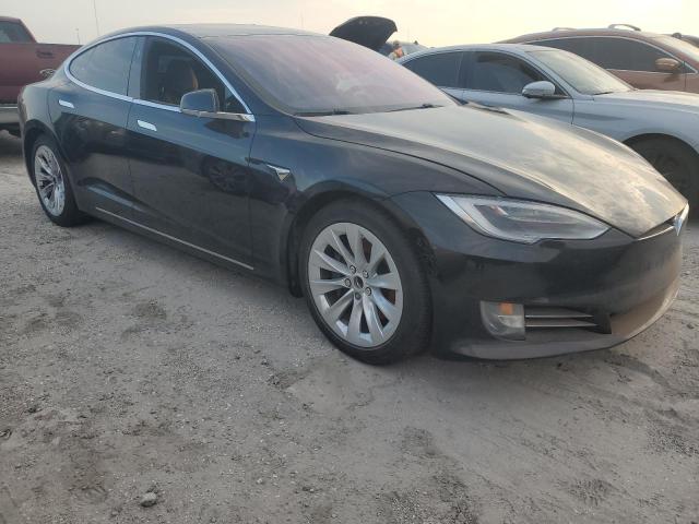 76535634-2017-tesla-model-s_4