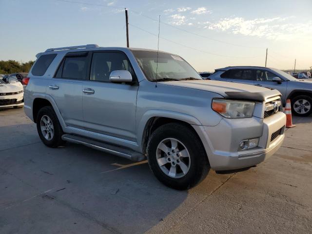 76597014-2010-toyota-4runner_4