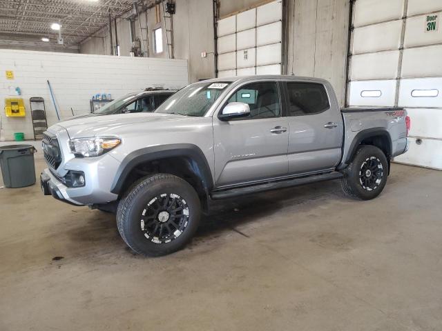 76628764-2017-toyota-tacoma_1