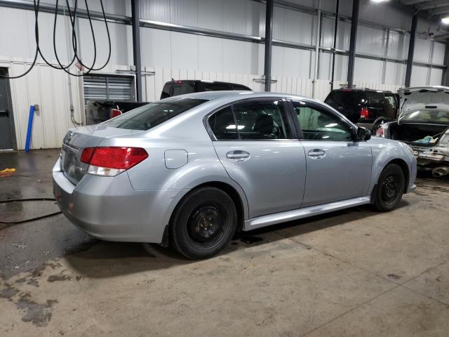 76668873-2013-subaru-legacy_3