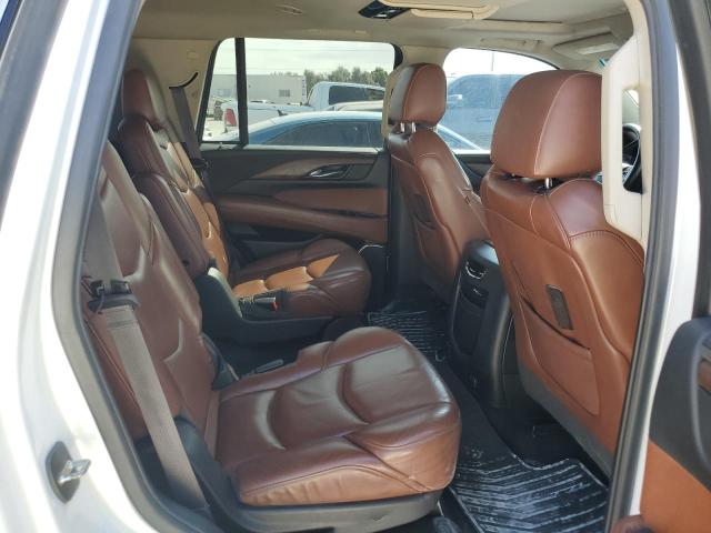 76680144-2016-cadillac-escalade_11