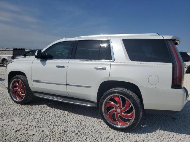 76680144-2016-cadillac-escalade_2